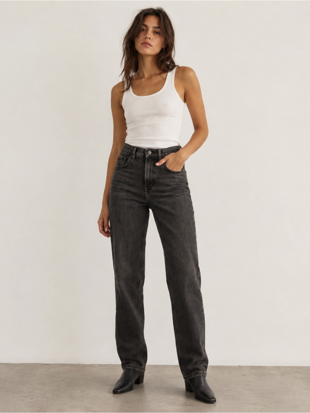 Everlane | Washed Black High-Rise Straight Jeans